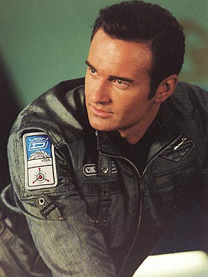 Julian McMahon #217792