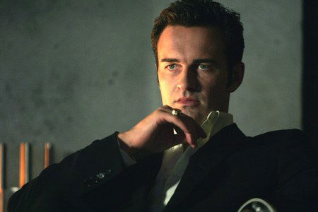 Julian McMahon #217805
