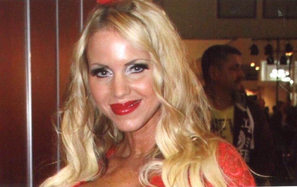 Annina Ucatis #218009