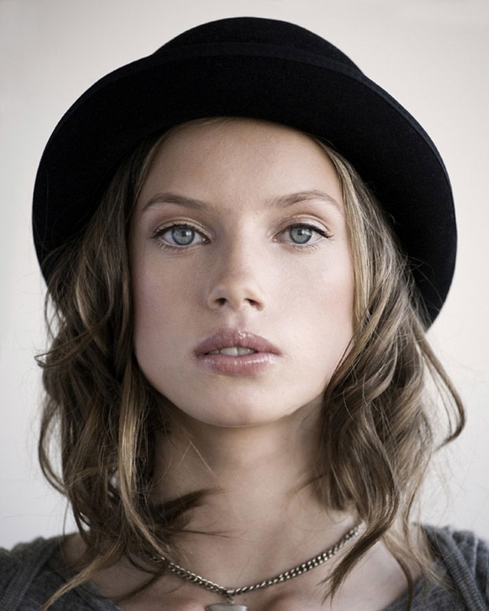 Chloe Graham #219904