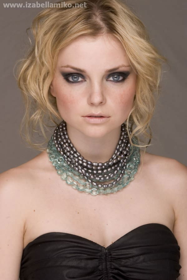Izabella Miko #220051