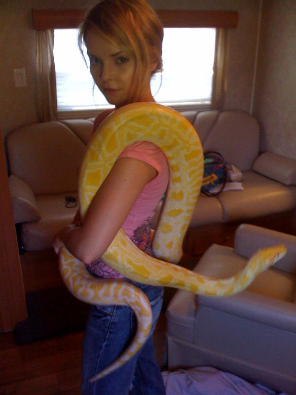 Izabella Miko #220067