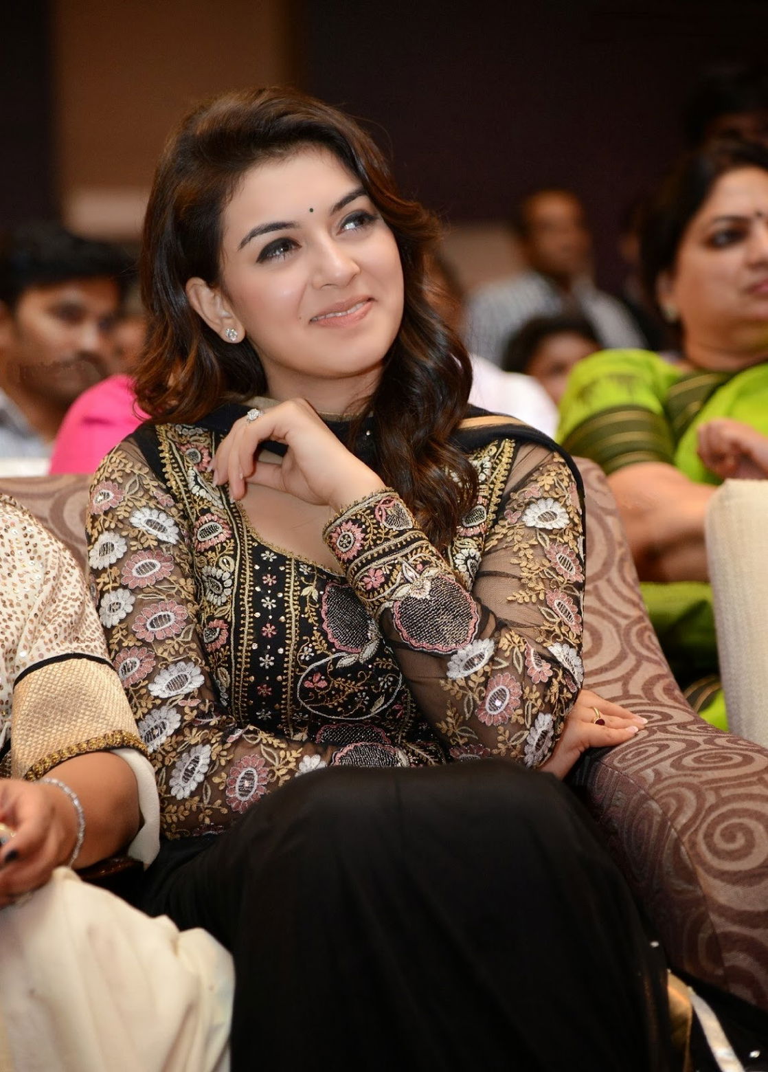 Hansika Motwani #220118