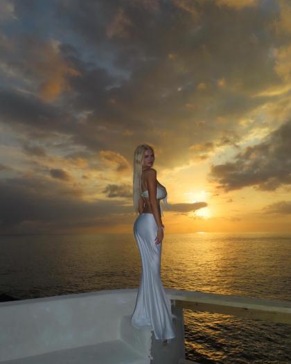 Zienna Sonne photo 2089