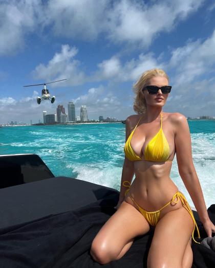 Zienna Sonne photo 2115