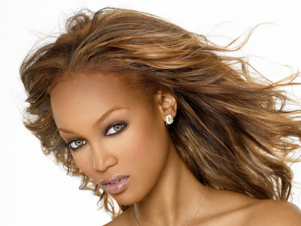 Tyra Banks #53278