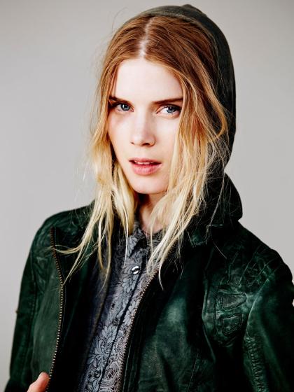 Elsa Sylvan photo 220467