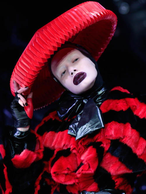 Alyona Osmanova #220630