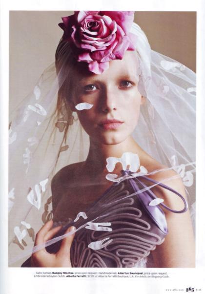 Alyona Osmanova photo 220625