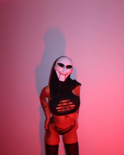 Ally Rhodes photo 220949