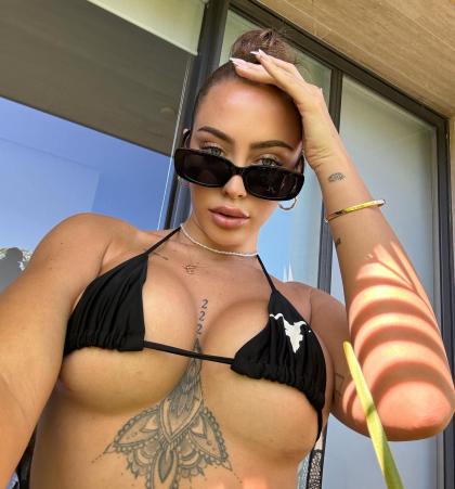 Cora Maay photo 220977