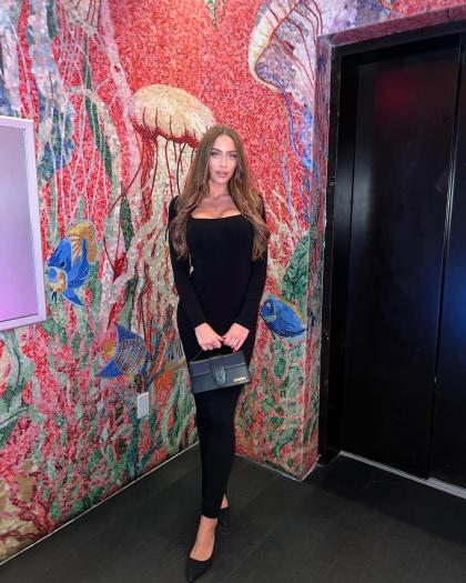 Cora Maay photo 221013