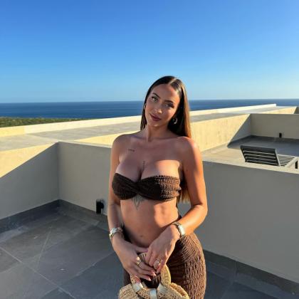 Cora Maay photo 221023