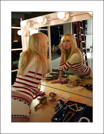 CariDee English #222802