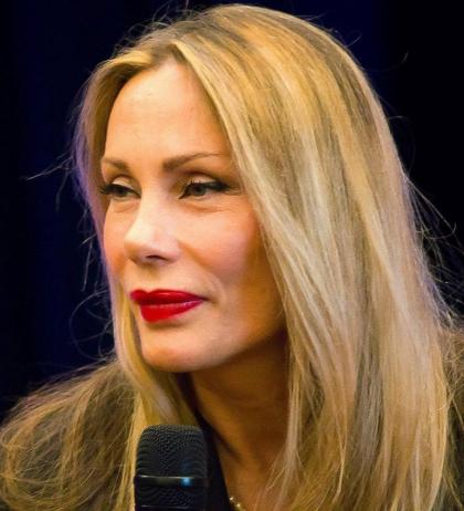 Virginia Hey