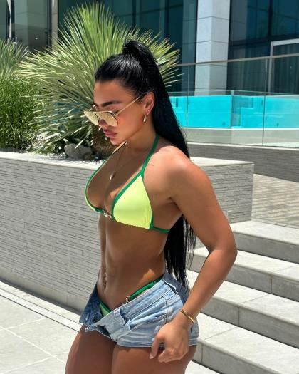 Kate Isobel photo 17400