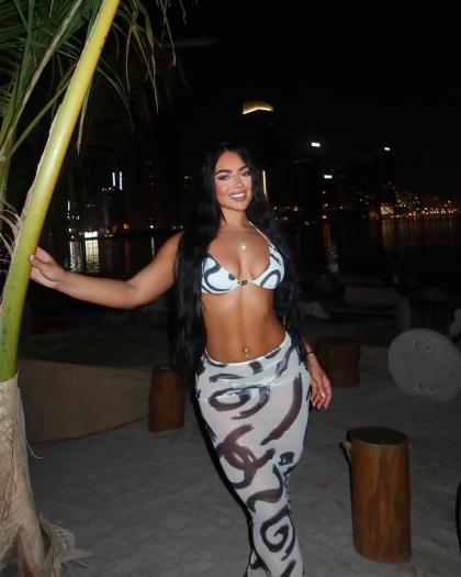 Kate Isobel photo 17404