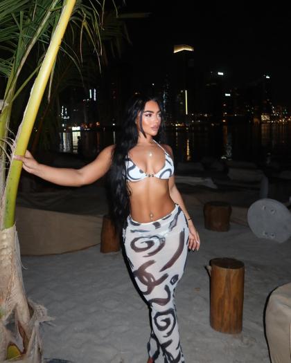 Kate Isobel photo 17406