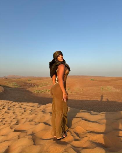 Kate Isobel photo 17415