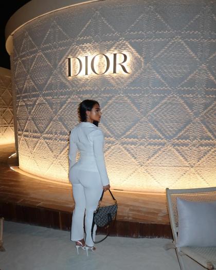 Kate Isobel photo 17431