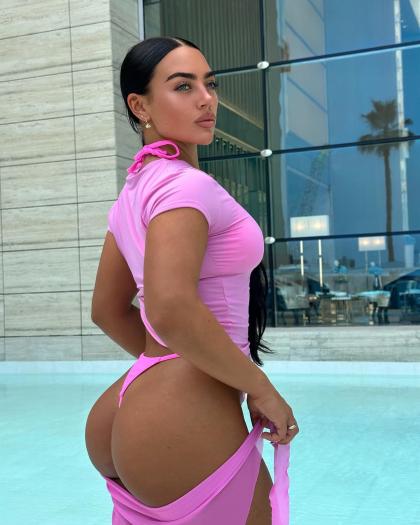 Kate Isobel photo 17444