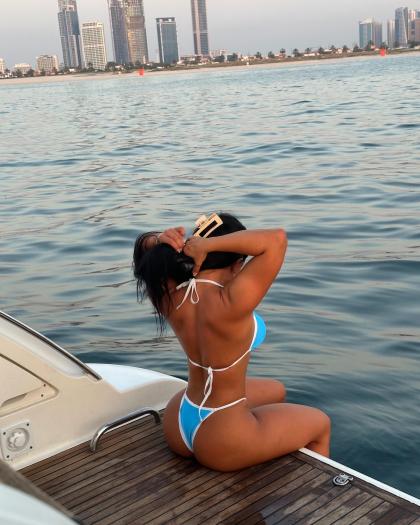 Kate Isobel photo 17455