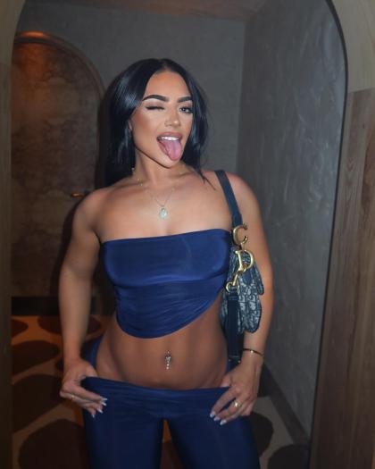 Kate Isobel photo 17492