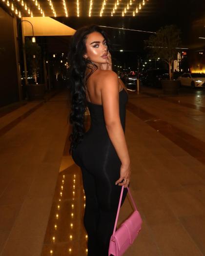 Kate Isobel photo 17535