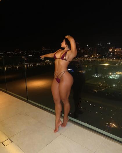 Kate Isobel photo 17559