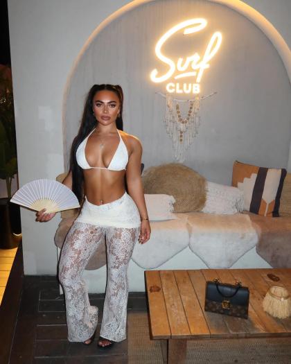 Kate Isobel photo 17562