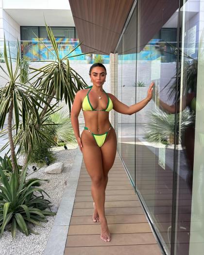 Kate Isobel photo 17582