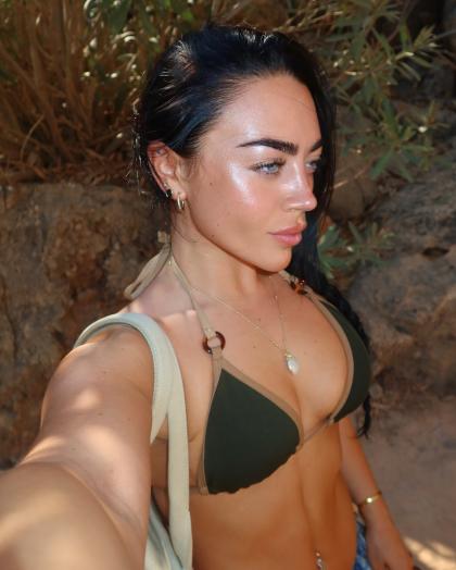 Kate Isobel photo 17610