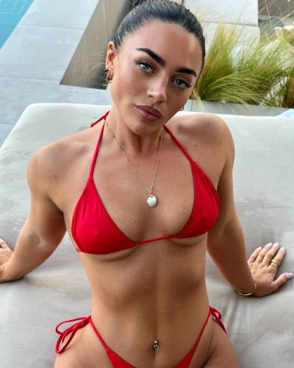 Kate Isobel photo 17619