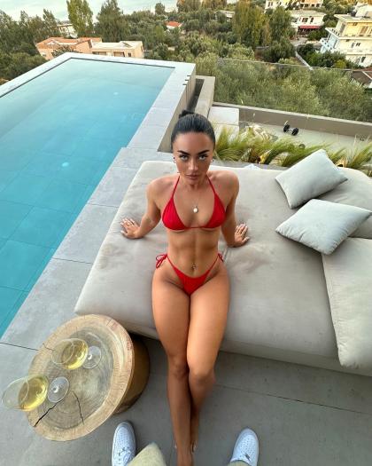 Kate Isobel photo 17621