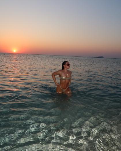 Kate Isobel photo 17642