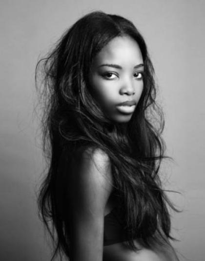 Maria Borges photo 223259