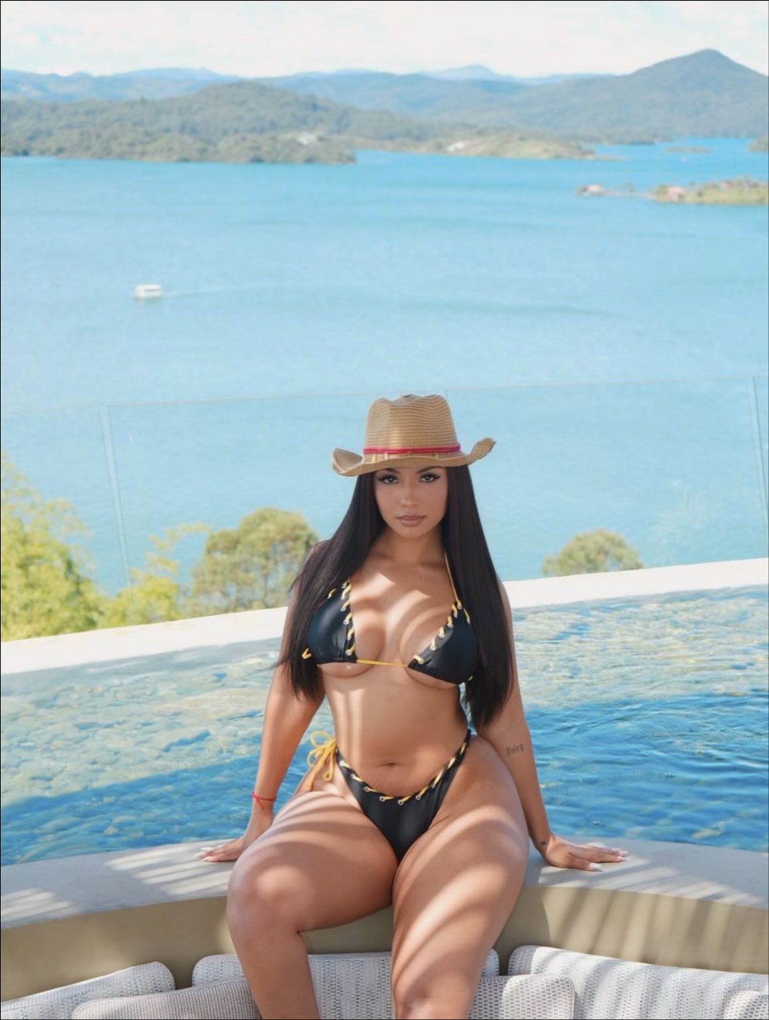 Camila Bernal #228099