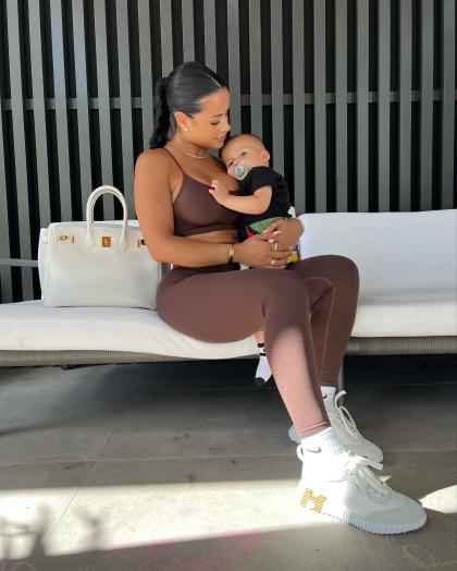 Katya Elise Henry photo 228679