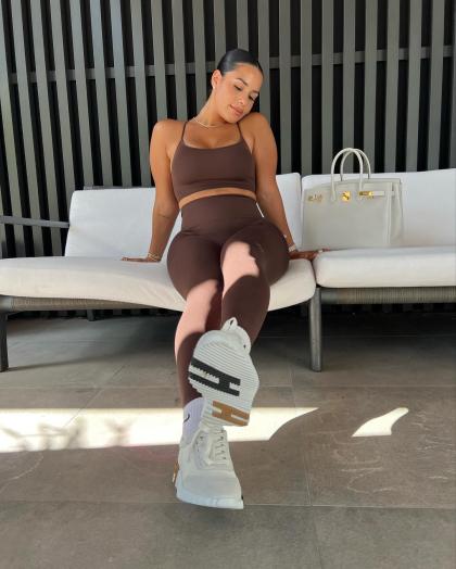 Katya Elise Henry photo 228680