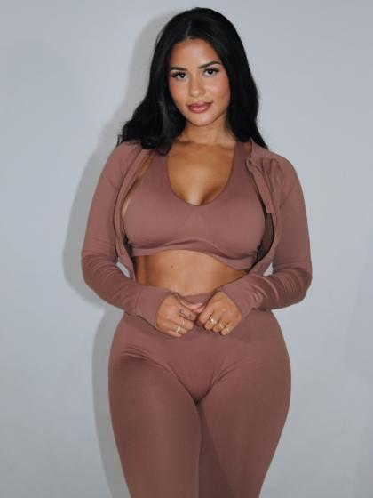 Katya Elise Henry photo 228730
