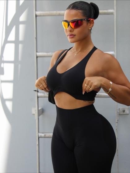 Katya Elise Henry photo 228778