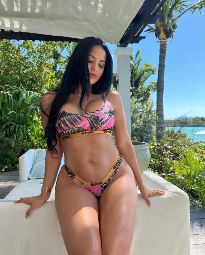 Katya Elise Henry photo 228797