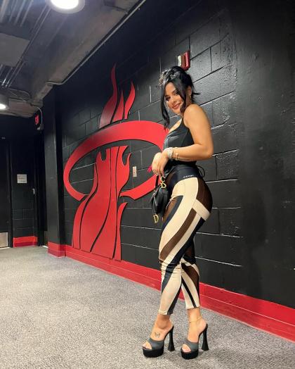 Katya Elise Henry photo 228805