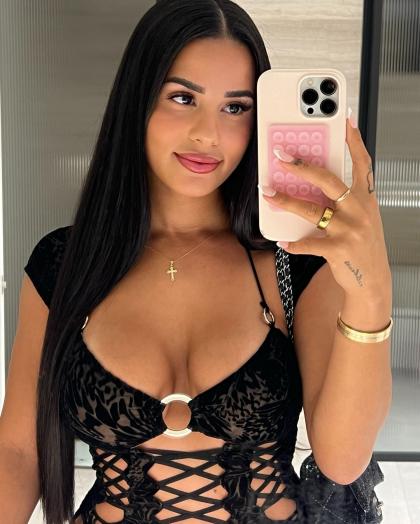 Katya Elise Henry photo 228852