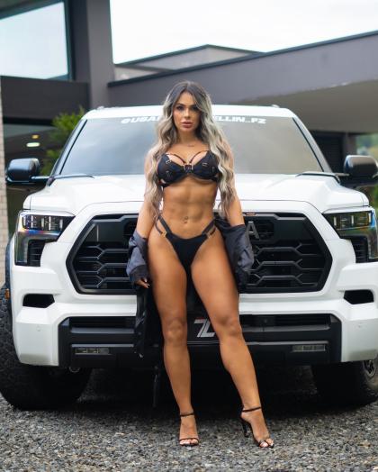 Paola Usme photo 230666