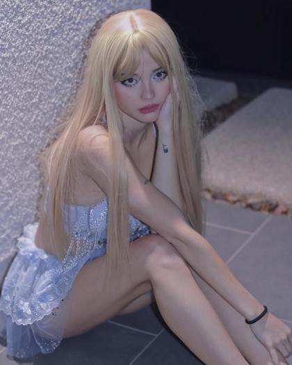 Lauren Burch photo 230116