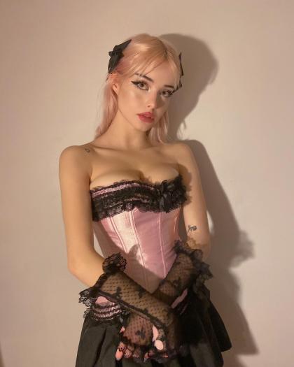 Lauren Burch photo 230153