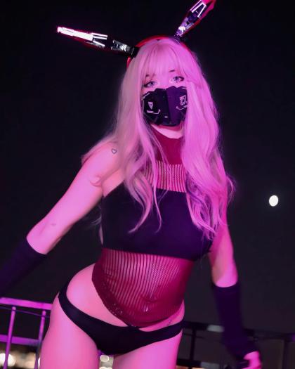 Lauren Burch photo 230174