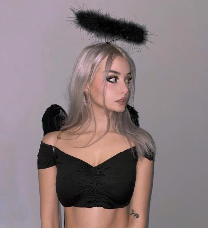 Lauren Burch photo 230208