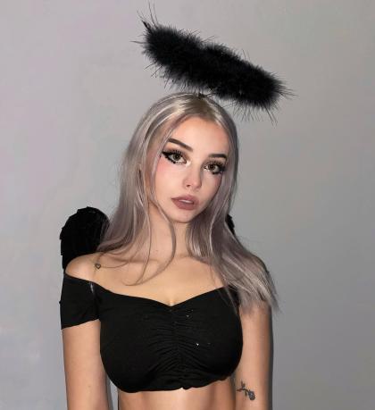 Lauren Burch photo 230209